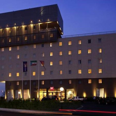 فندق Ibis Malabo المظهر الخارجي الصورة